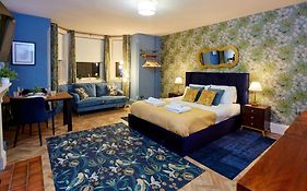 The Darwin Malvern Suite